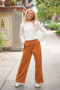 Basic Crew Neck Sweater cream