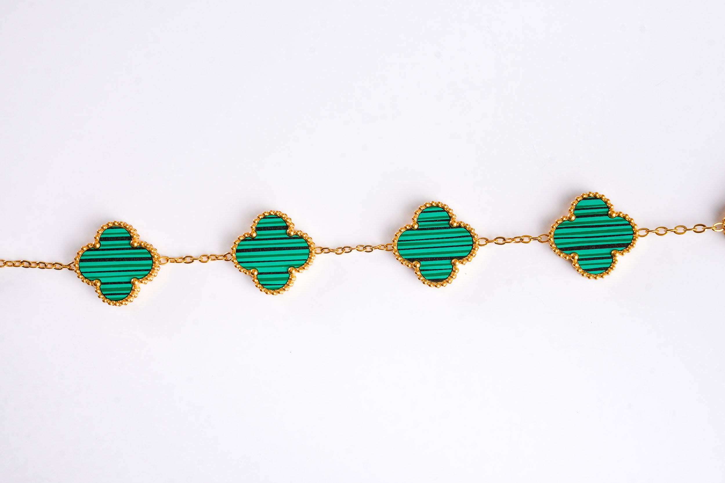●tow tow archive● Clover symbol bracelet vintage red TBH12 ○tow tow archive○ Clover symbol bracelet vintage red TBH12