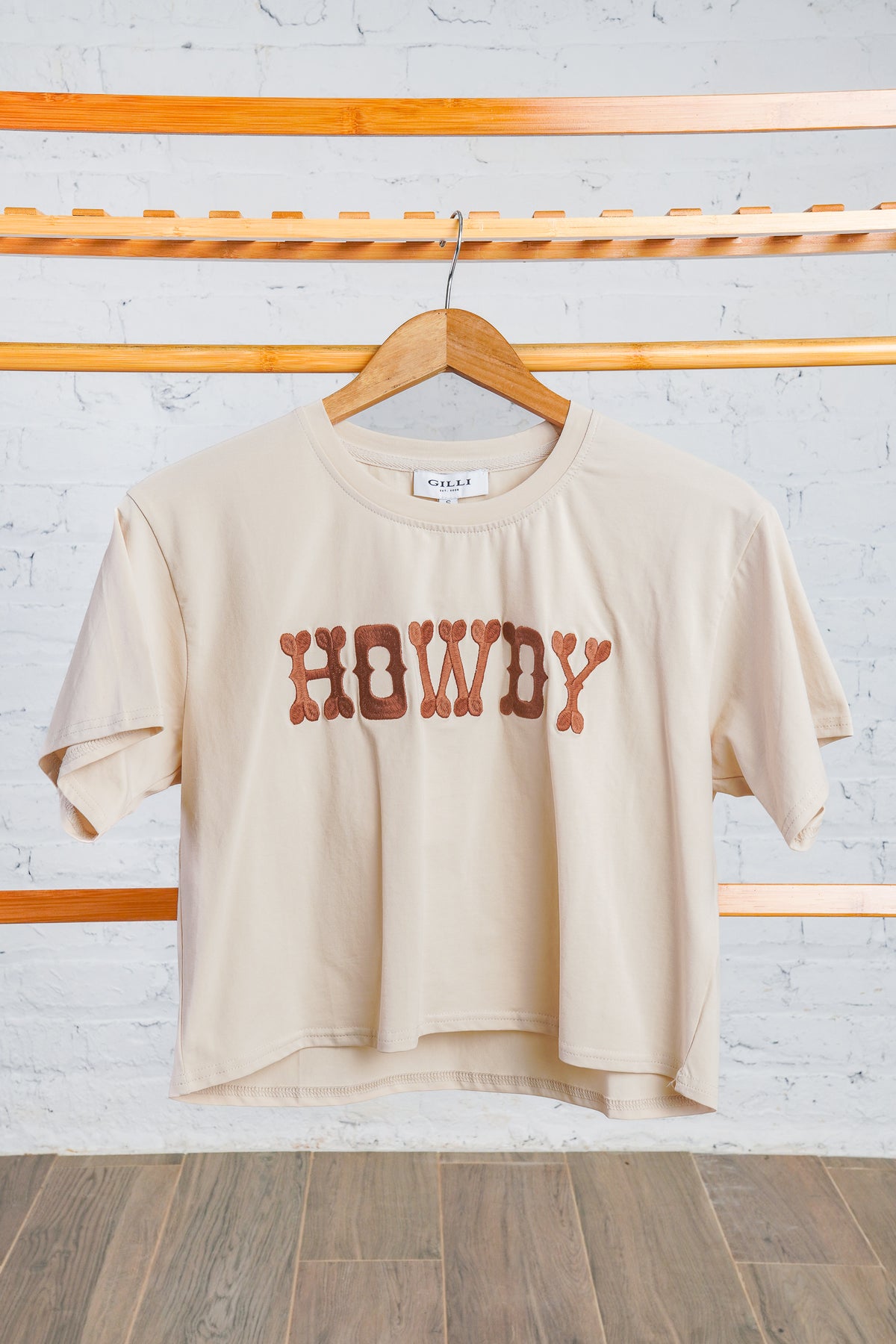 Howdy cream tee 