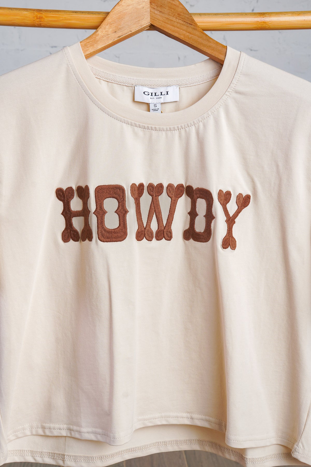 Howdy cream tee 