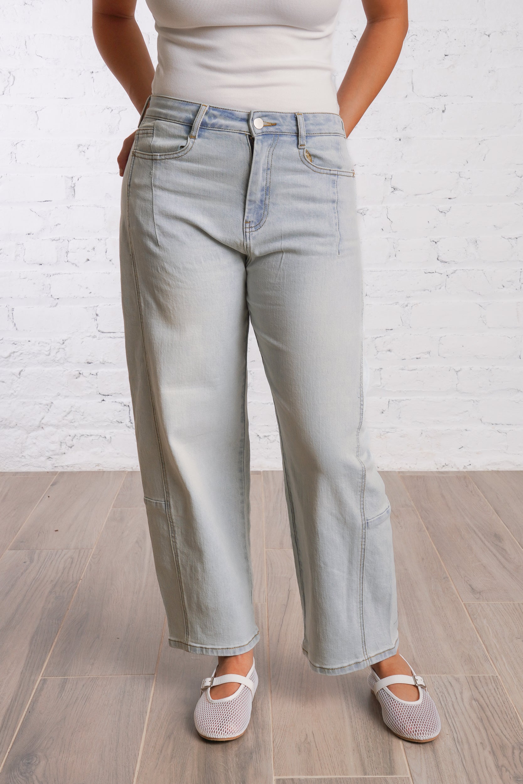 Coastal Barrel Jeans