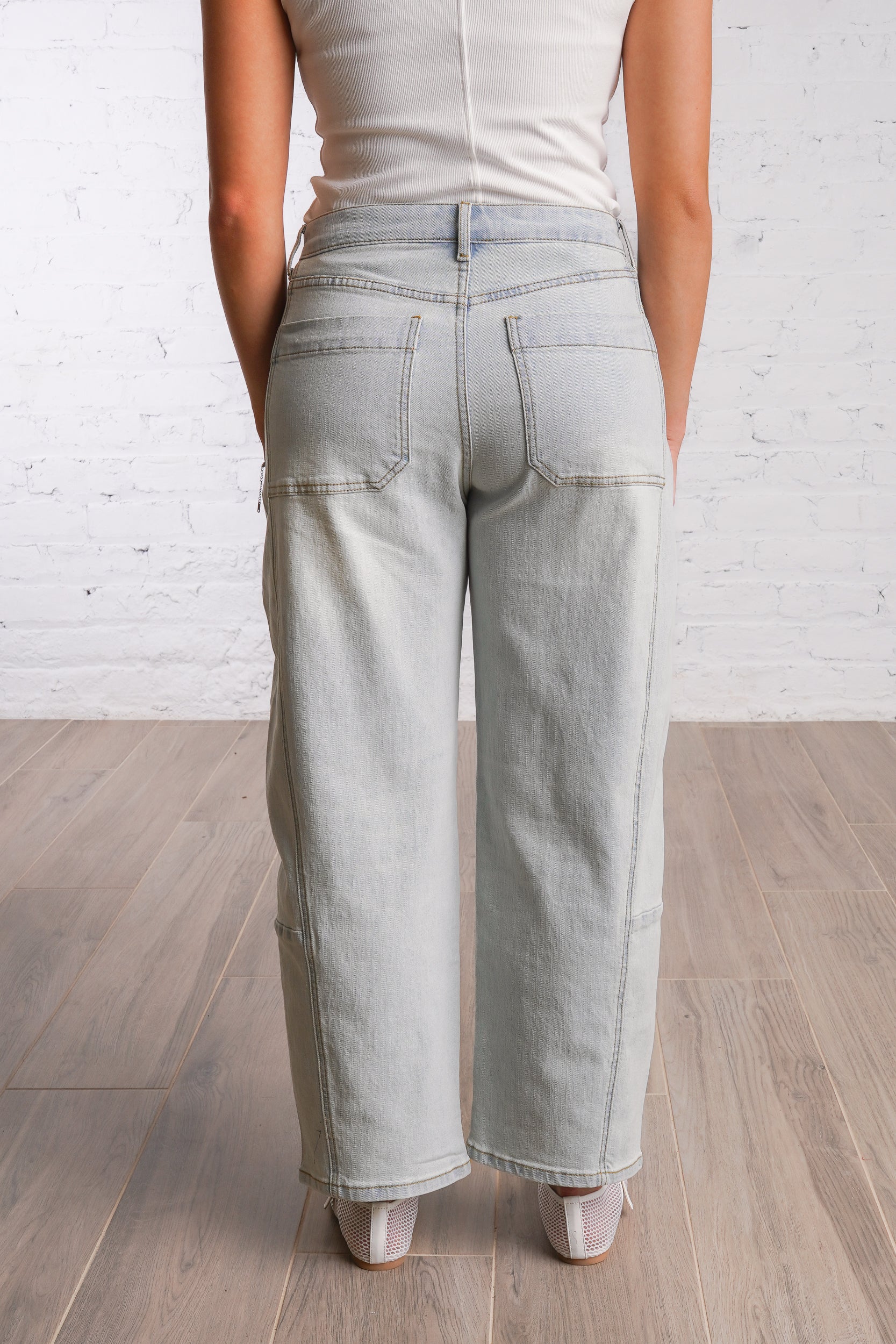 Coastal Barrel Jeans