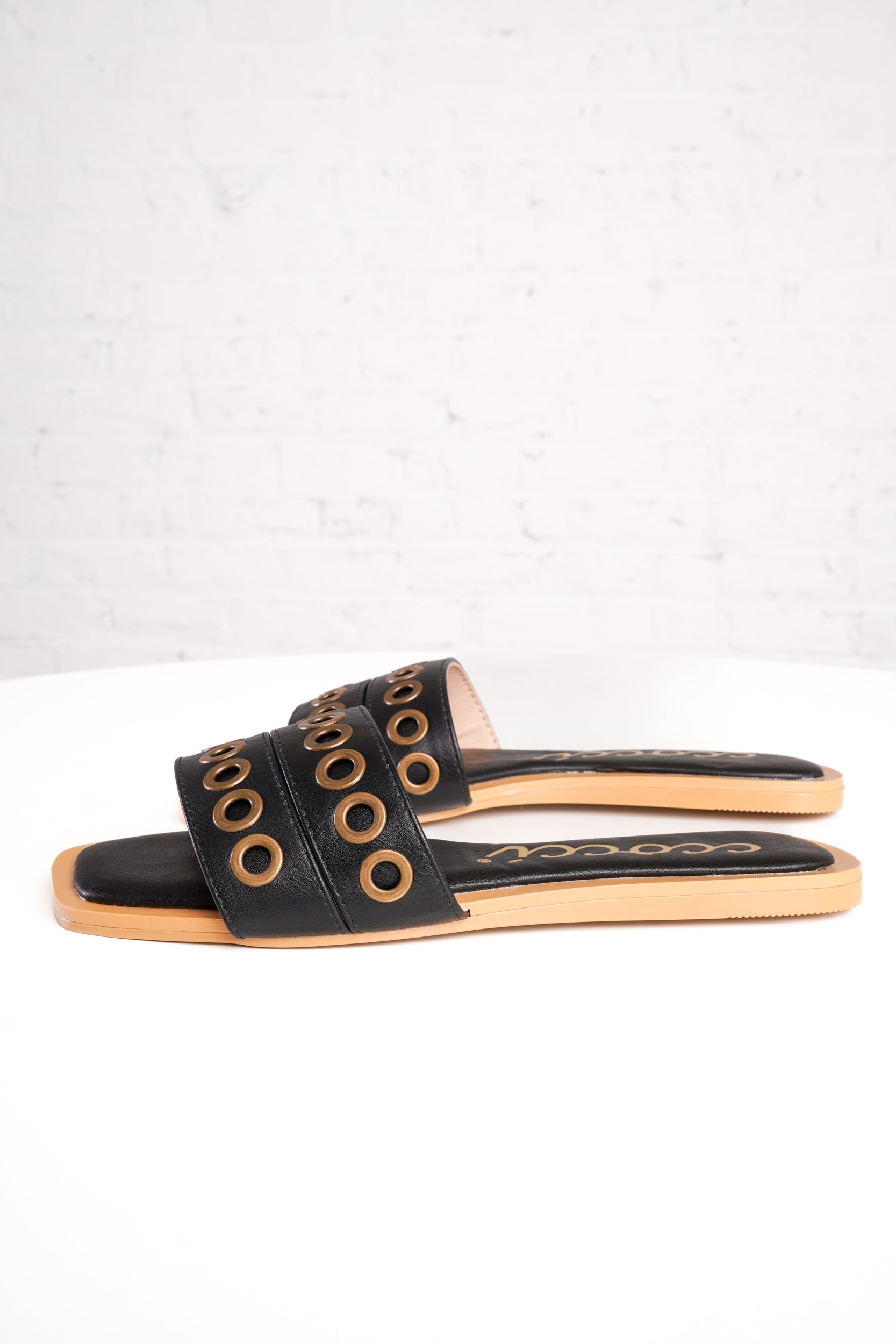 Sunset Strut Black Sandals