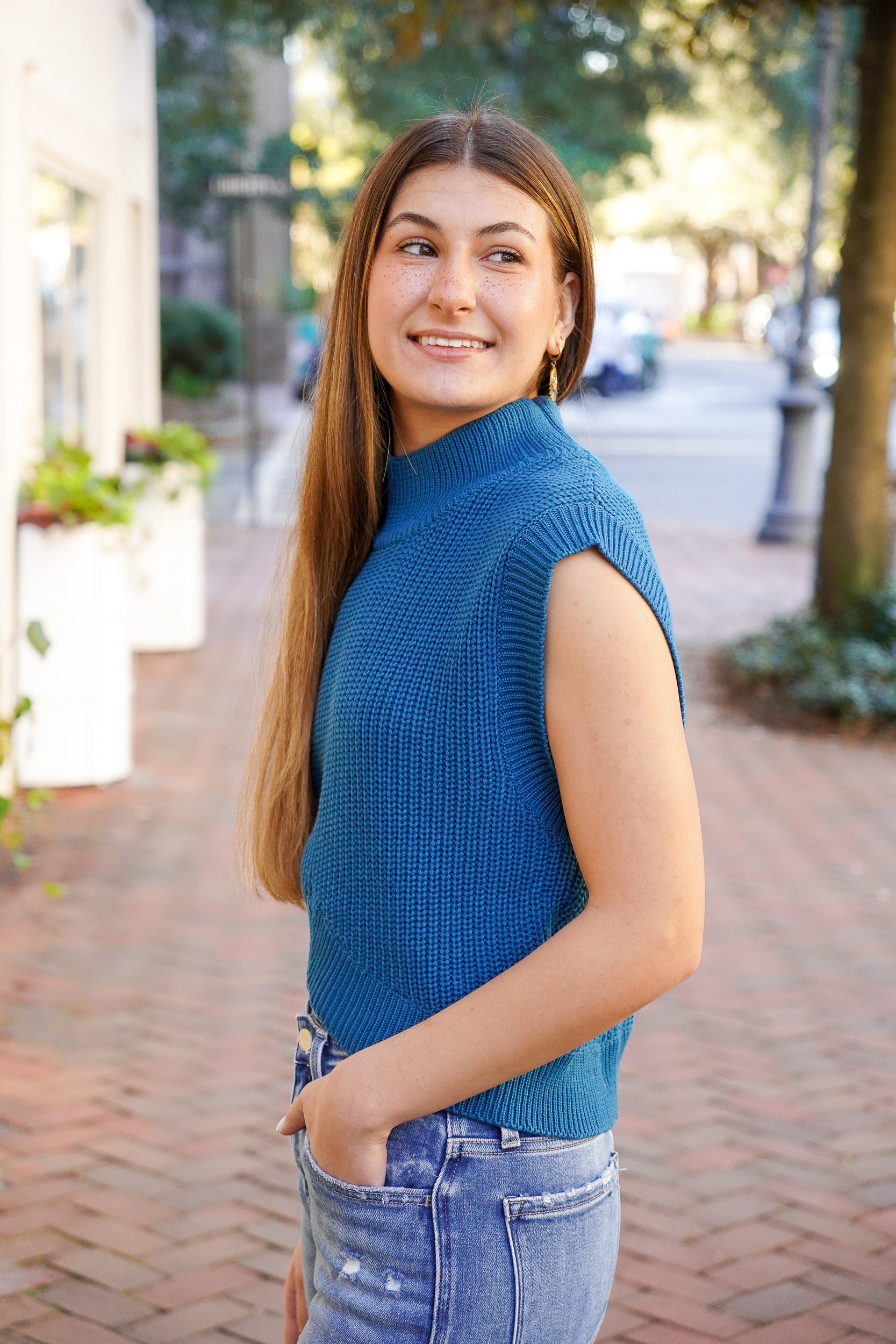 Crop Teal Knit Top – Red Clover
