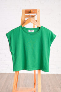 Kelly Tee