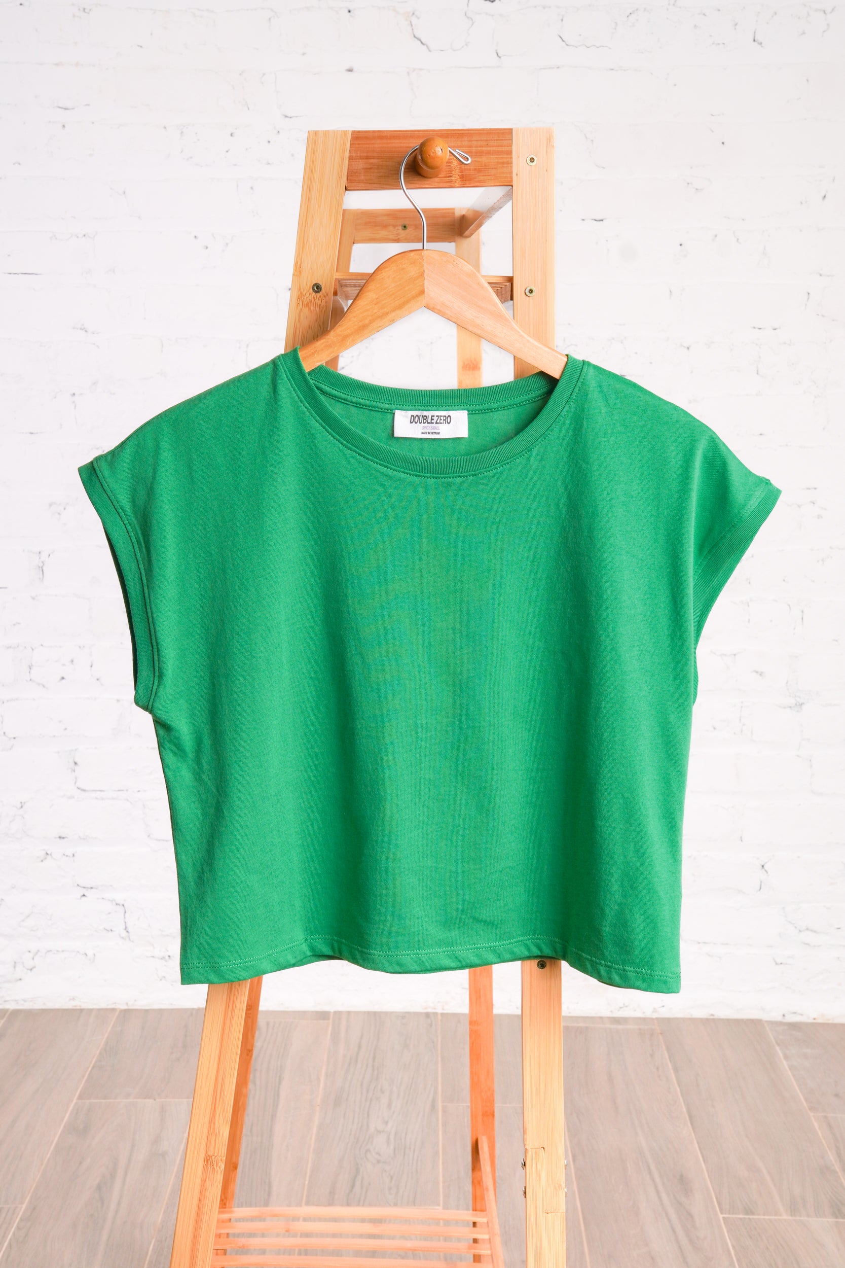 Kelly Tee