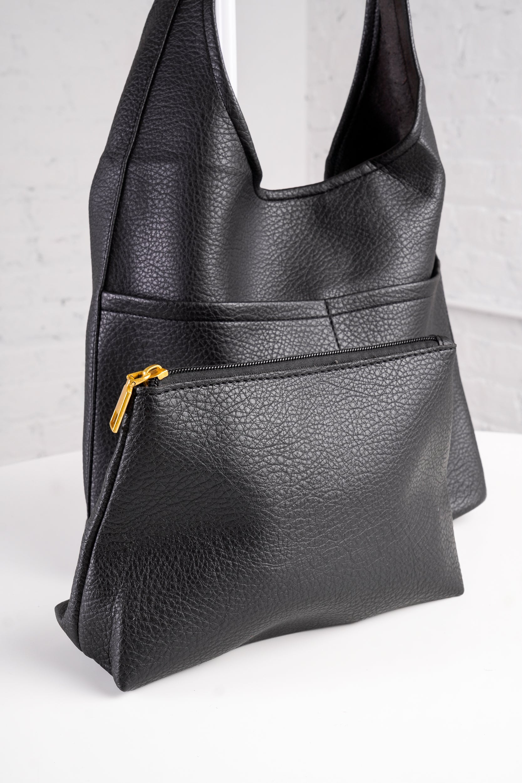 Essential Handbag in Black