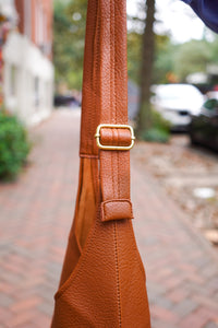 Essential Handbag in Brown