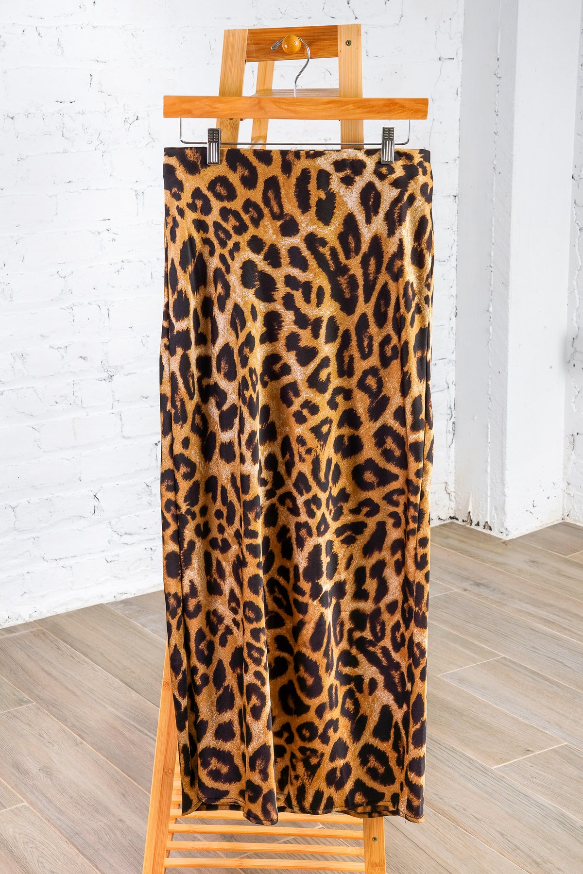 Rana Leopard Skirt