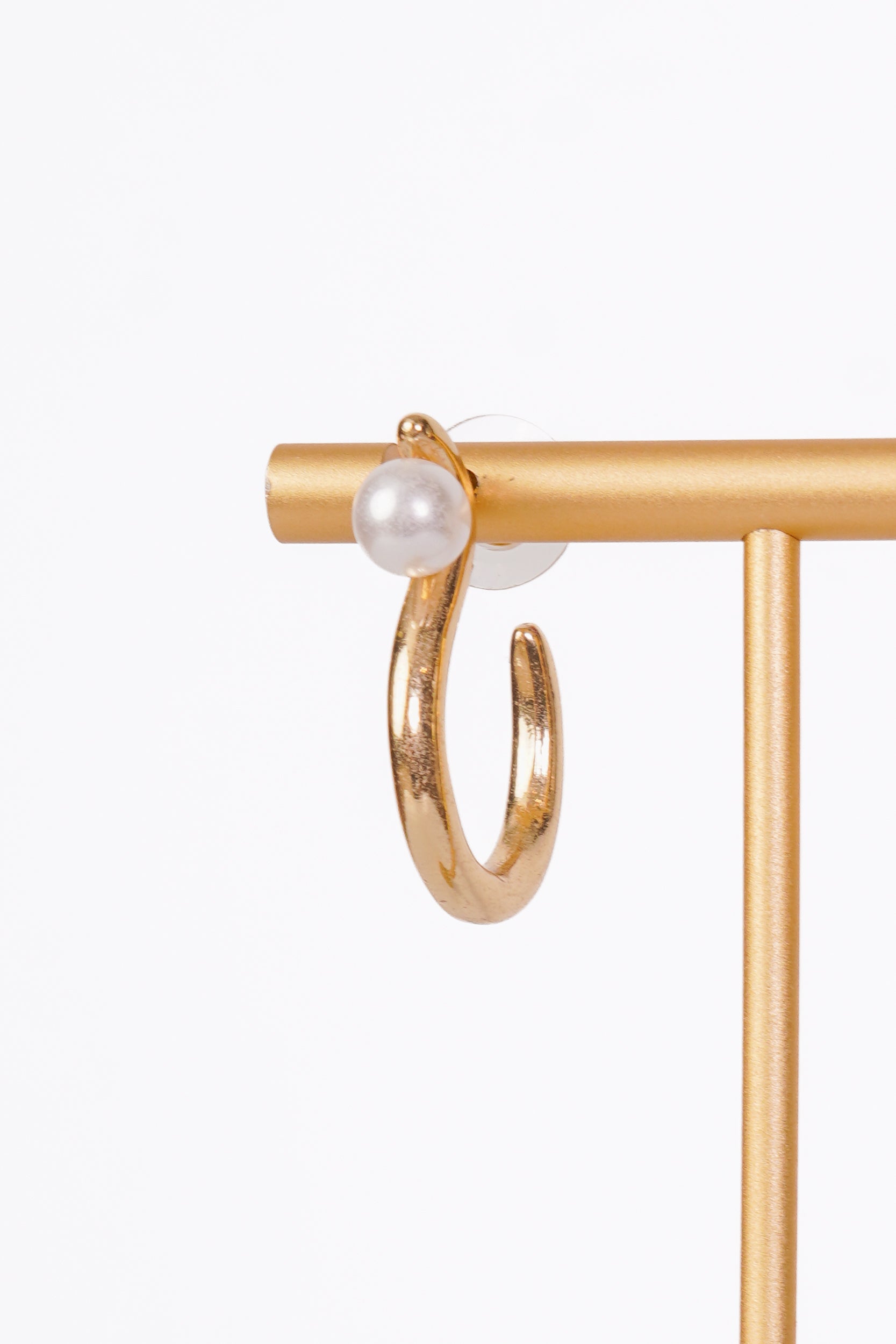 Pearl Embrace Hoops