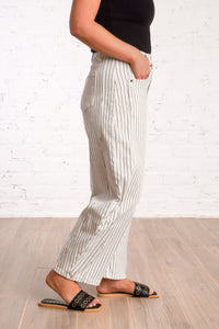 Weekend Wanderer Striped Barrel Jeans